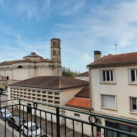 Agreable Proche Gare Διαμέρισμα *